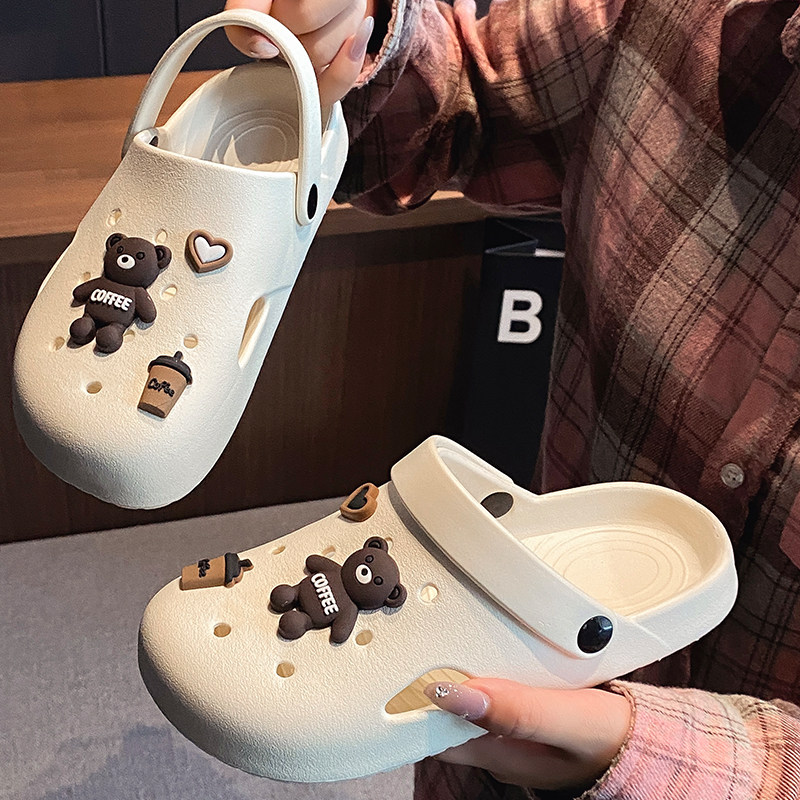新款防滑软底洞洞鞋卡通小熊可爱超萌懒人包头一脚蹬护士凉鞋轻便