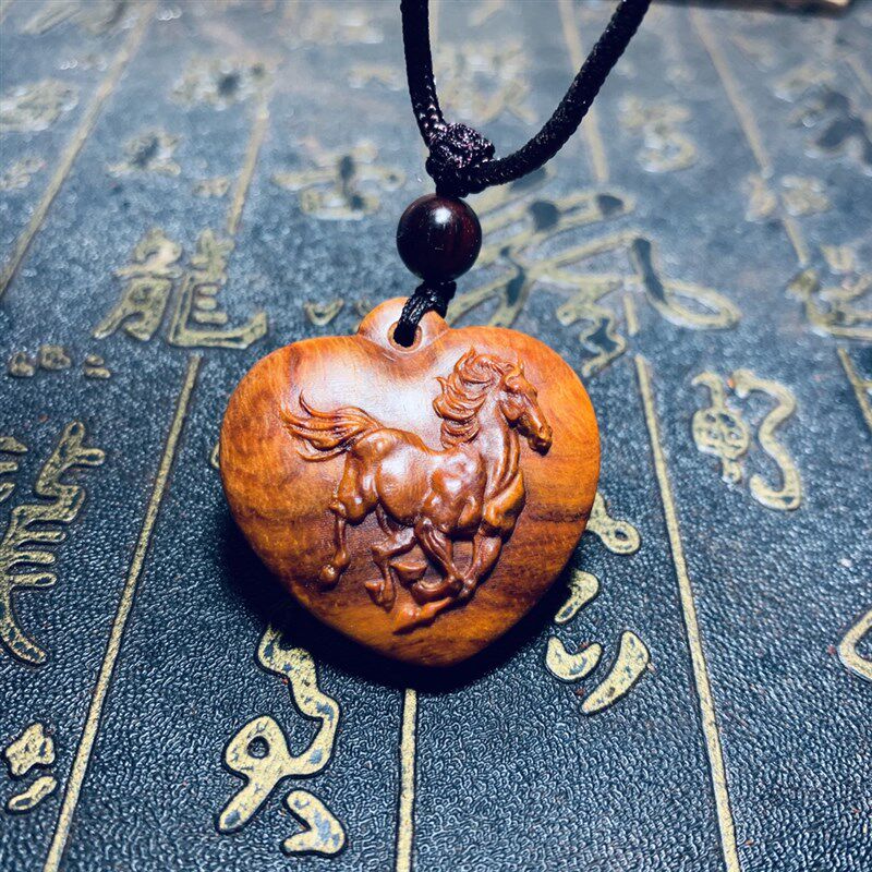 紫檀红木小叶紫檀生肖红木马挂件牌子手把件木质车挂木雕