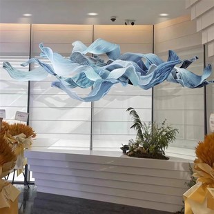 高级感渐变纸艺术装置挂件酒店大堂空中吊饰立体纸雕海浪造型美陈