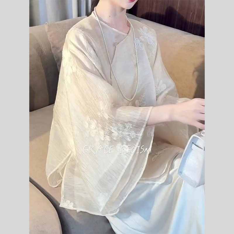 超好看漂亮高级感轻奢上衣小衫