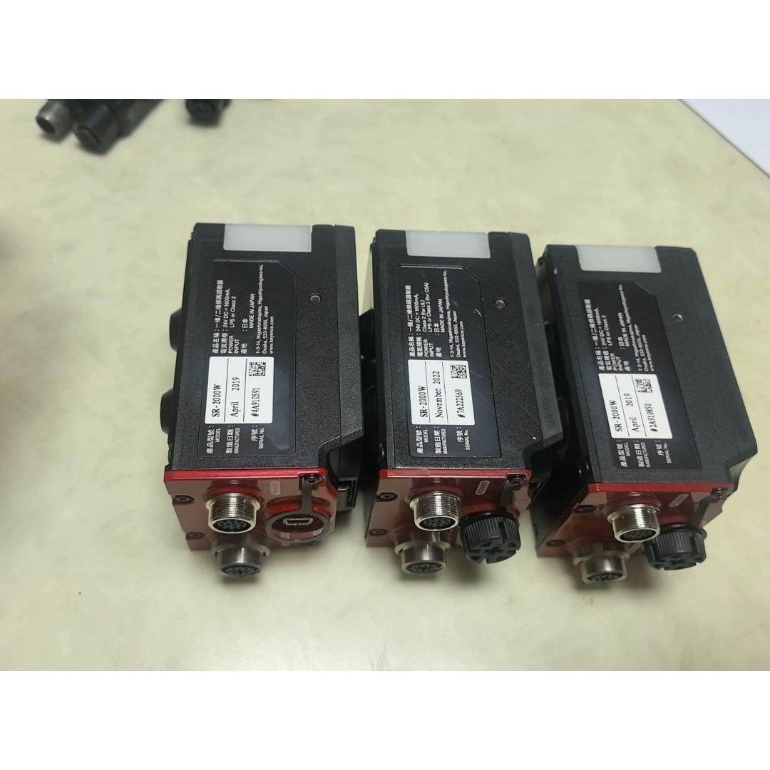 高价回收基恩士，读码器，传感器，视觉控制器，光纤放大器，等等