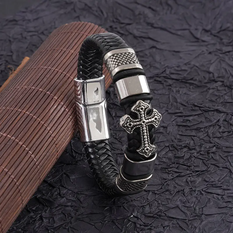 2023电商新款编织复古牛皮手镯磁扣十字架合金简约饰品