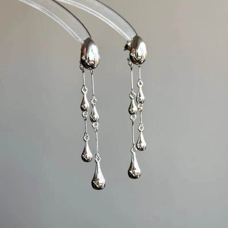 「神明之泪」金属感水滴流苏耳钉精致时尚高级感百搭长款独特耳饰,饰品/流行首饰/时尚饰品新,耳环,淘宝优惠券,粉丝福利购,淘宝优惠卷