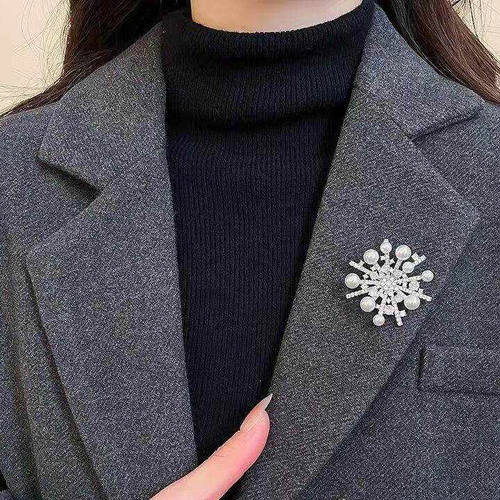 满钻珍珠烟花雪花胸针女高级感轻奢高档奢华胸花别针大衣毛衣配饰