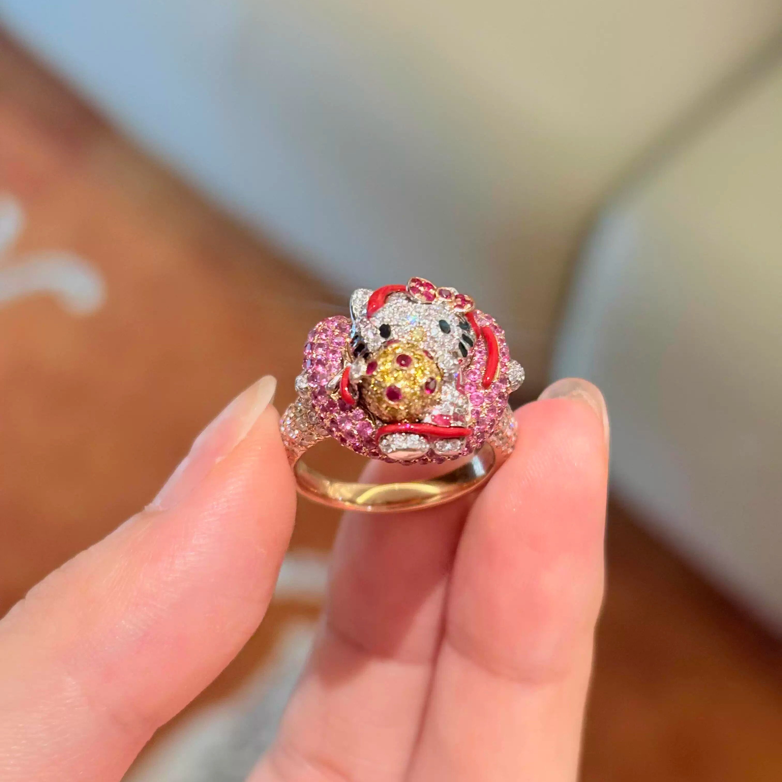 哈喽kt猫镶钻戒指女小众简约清新气质甜美可爱少女心卡通时尚戒指