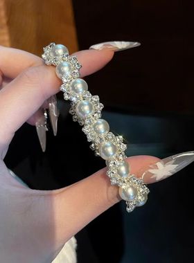 法式复古精致珍珠手链女小众轻奢设计感手串时尚个性百搭手饰配饰