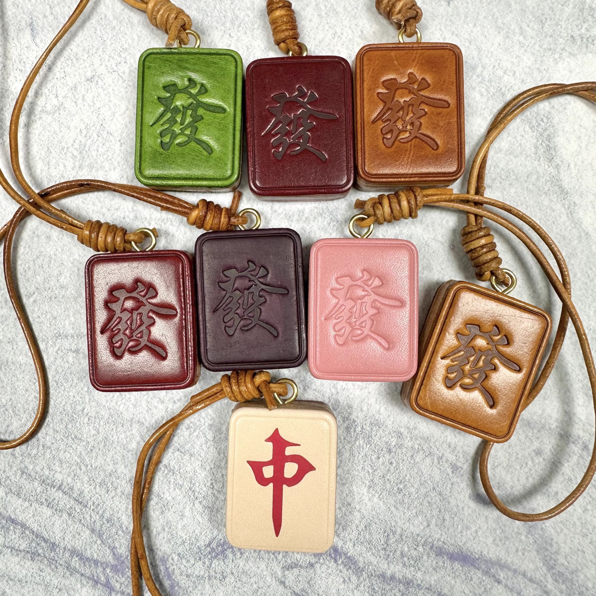 创意立方麻将包包小挂件小众礼物钥匙吊坠包搭子包包配饰红中发财
