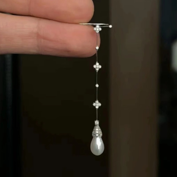 长款四叶草仿珍珠流苏耳环