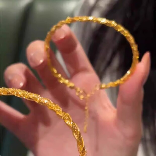 碎碎冰缠绕手镯女中式爆闪金色手链女款2025新款轻奢小众精致手饰