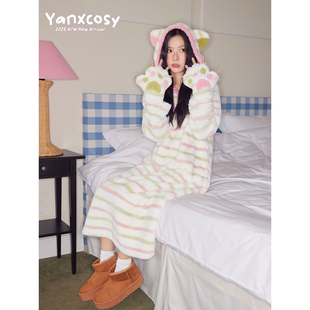 YANXCOSY2025新款 秋冬雪妃绒猫爪手套条纹连帽睡裙女家居服可外穿