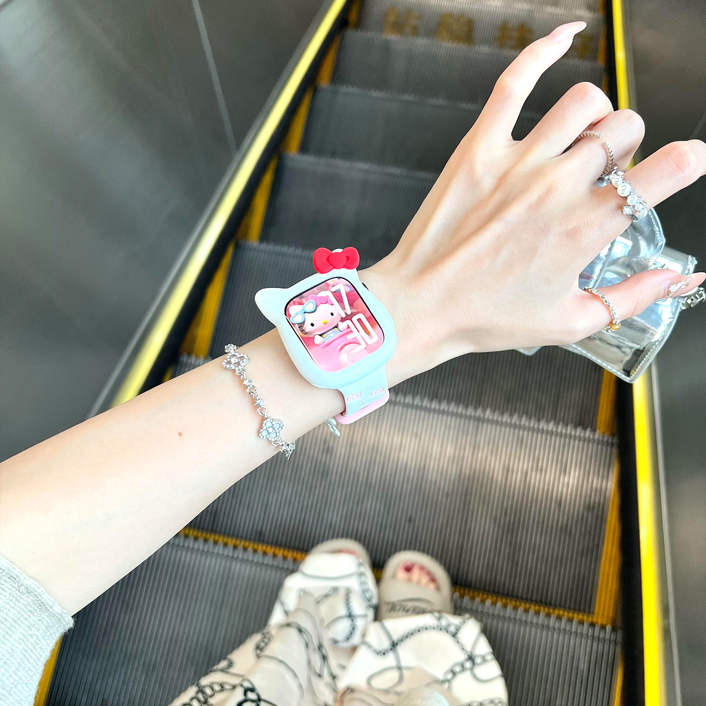 适用applewatch11手表表带Kitty