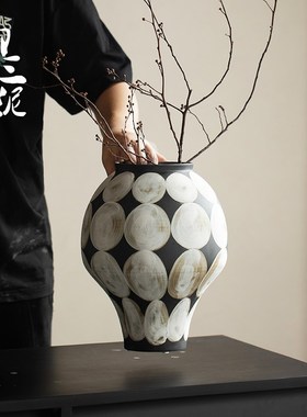 手绘图案格纹侘寂风陶罐装饰摆件高D级感中式陶瓷花瓶客厅插花花