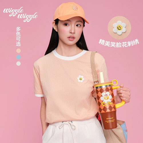 26笑脸花拼色领口正肩显瘦短袖T