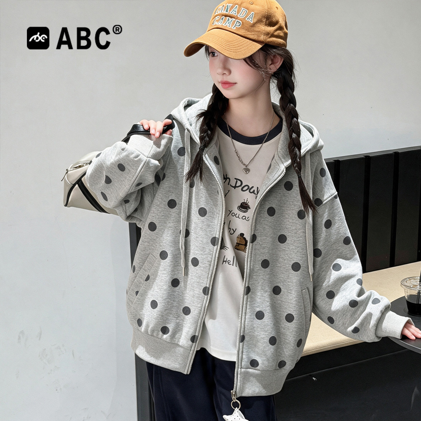 ABC女童春秋连帽波点外套新款