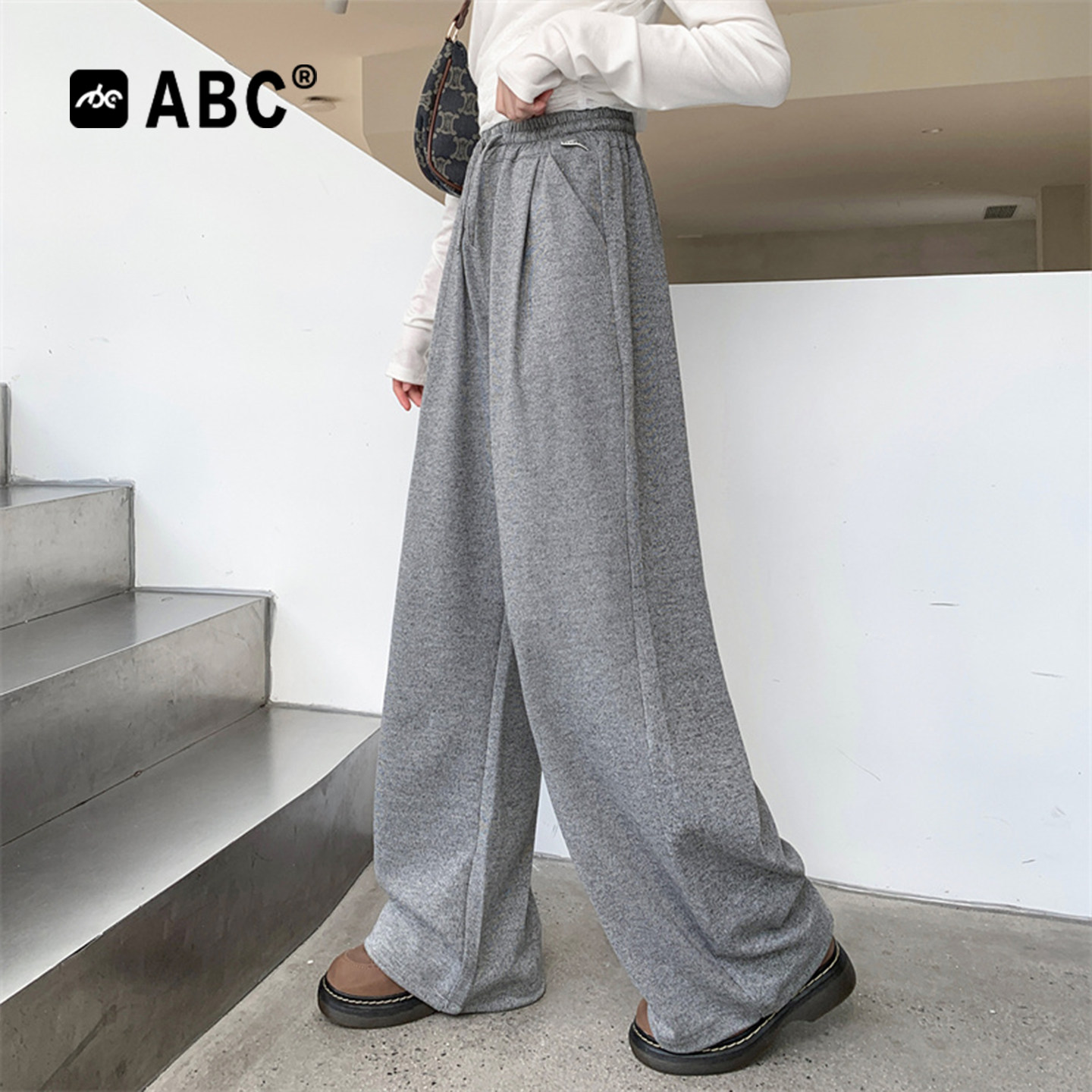 ABC女童裤子春秋洋气2026新款中大童宽松直筒长裤秋季儿童休闲裤