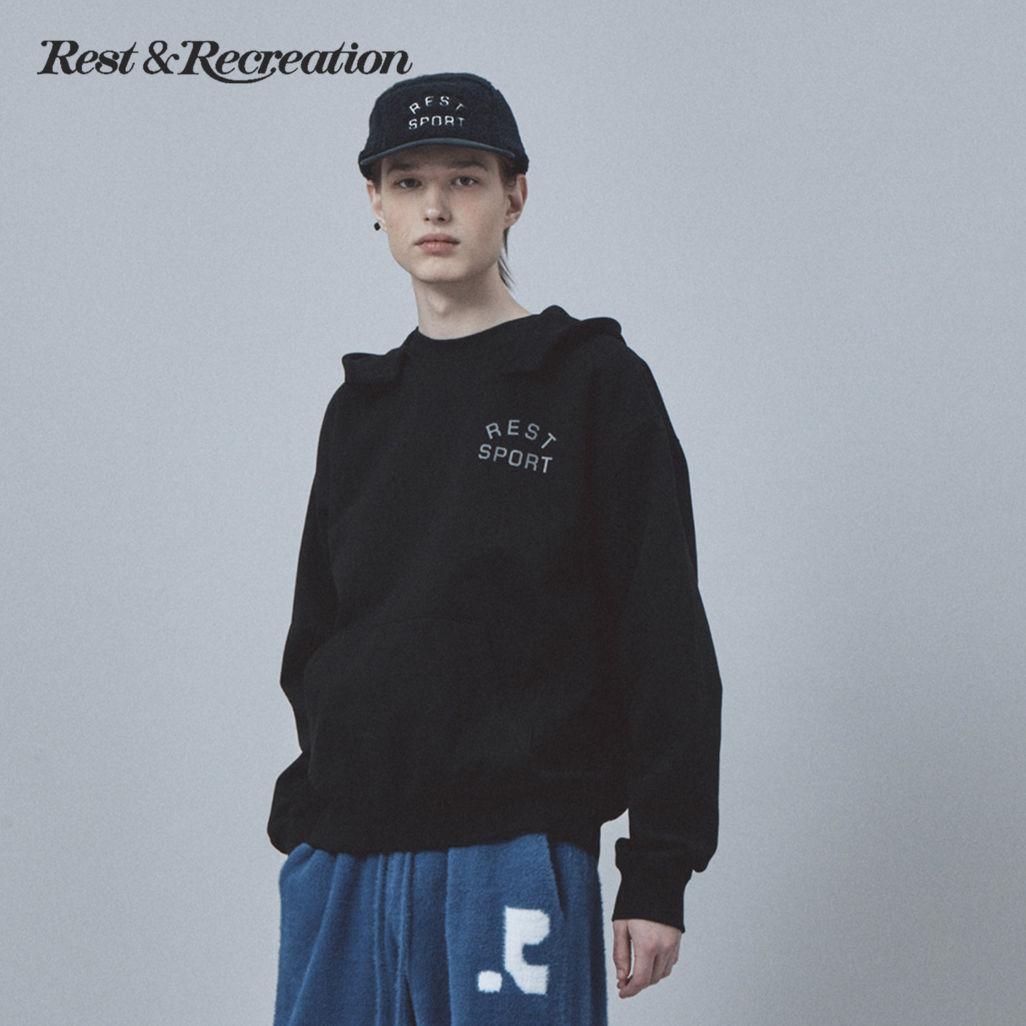 RR宽松设计感连帽套头卫衣男