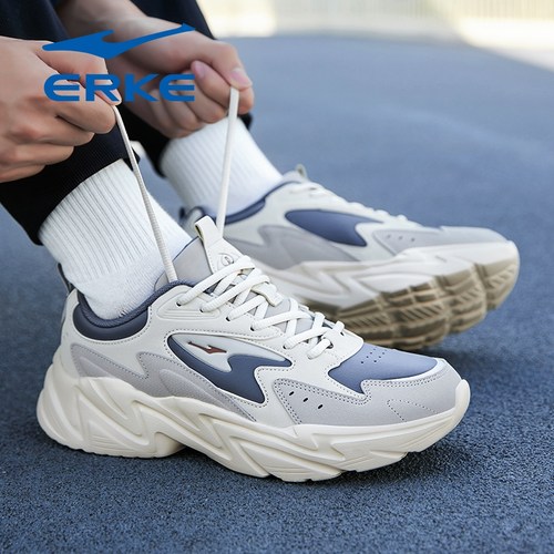 逸川鸿星尔克运动鞋男鞋2025新款冬季防水皮面品牌正品休闲跑步鞋