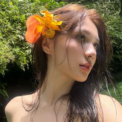 侧边仿真花朵uu日系发饰氛围超仙夹子拍照海边发卡头饰度假头花