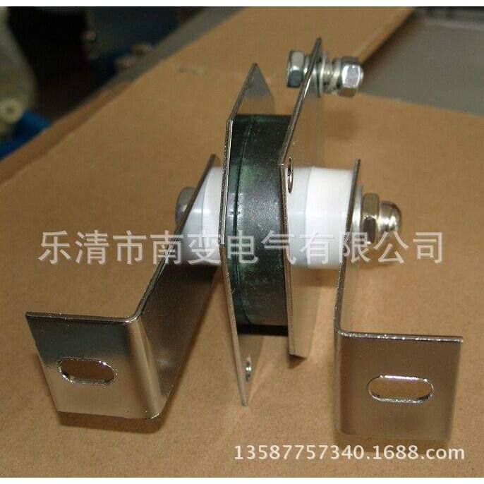 直销过压保护器MYN2-8KJ/350V 高能压敏电阻MYN2-20KJ/470V有货