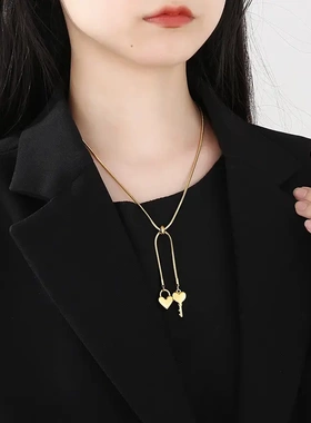 欧美钛钢项饰设计心形抽拉可调节蛇骨链女时尚冷淡风爱心钥匙项链