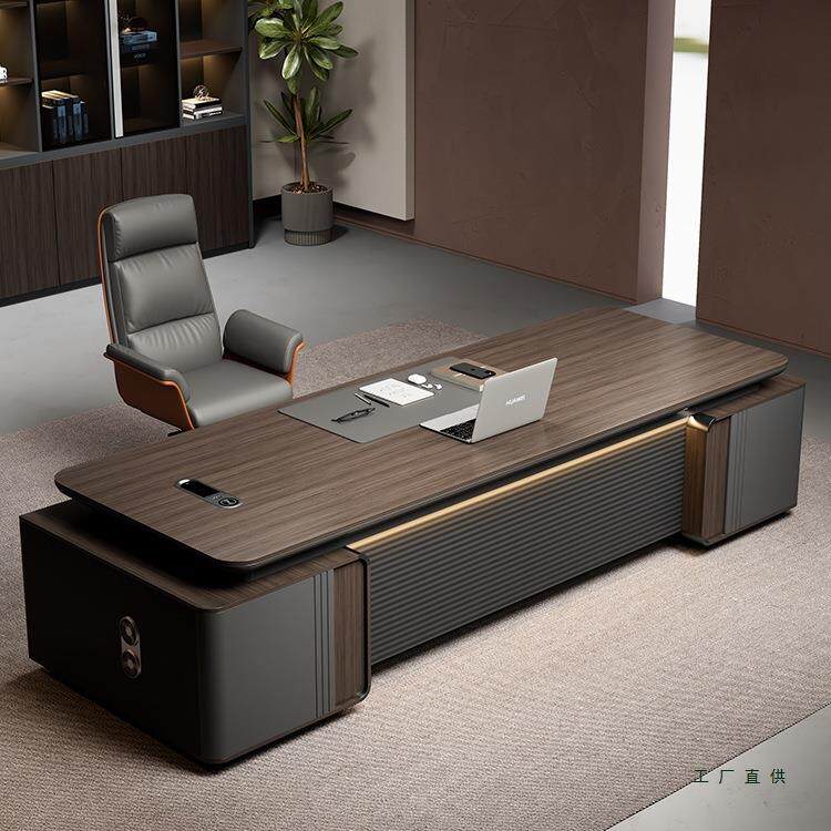 新中式小型老板桌办公桌轻奢感实木烤漆大班台办公室办公家具