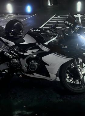 适用于阿普利亚GPR250R改装全车贴花版画 150R车身贴纸装饰可定制