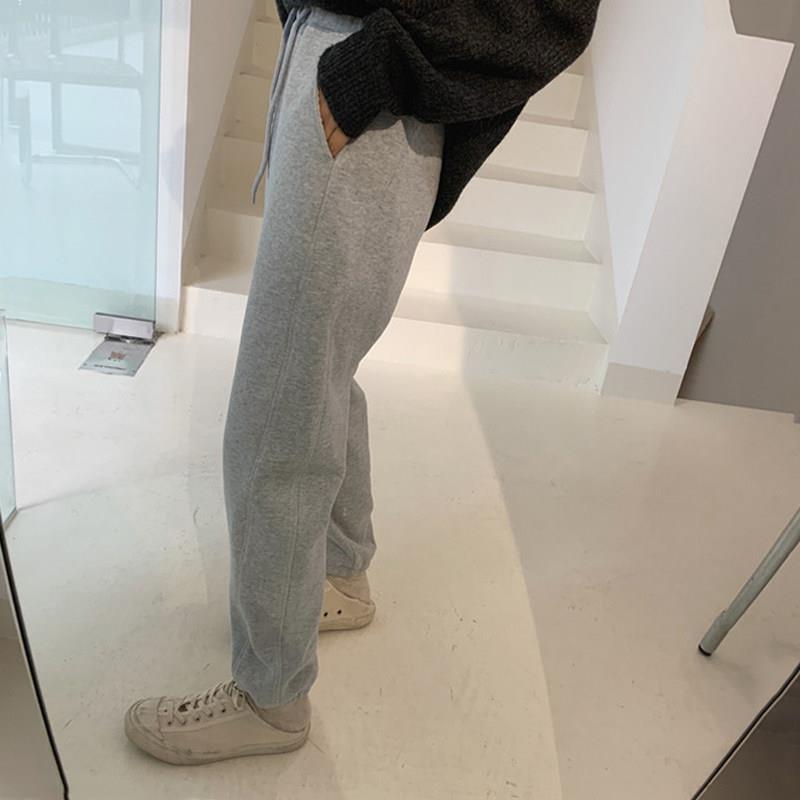 推荐白色运动裤女秋冬深圳欧货小个子加绒束脚哈伦裤大码百搭休闲