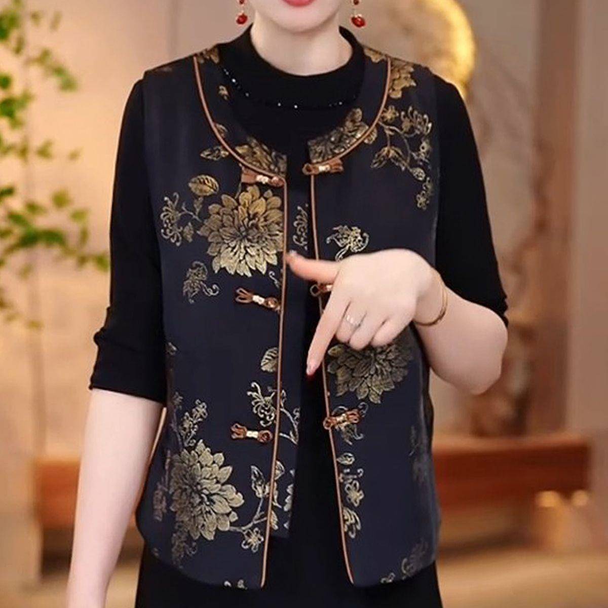 推荐新款式贵夫人妈妈国风织金提花高档马甲大码遮肉修身显瘦气质