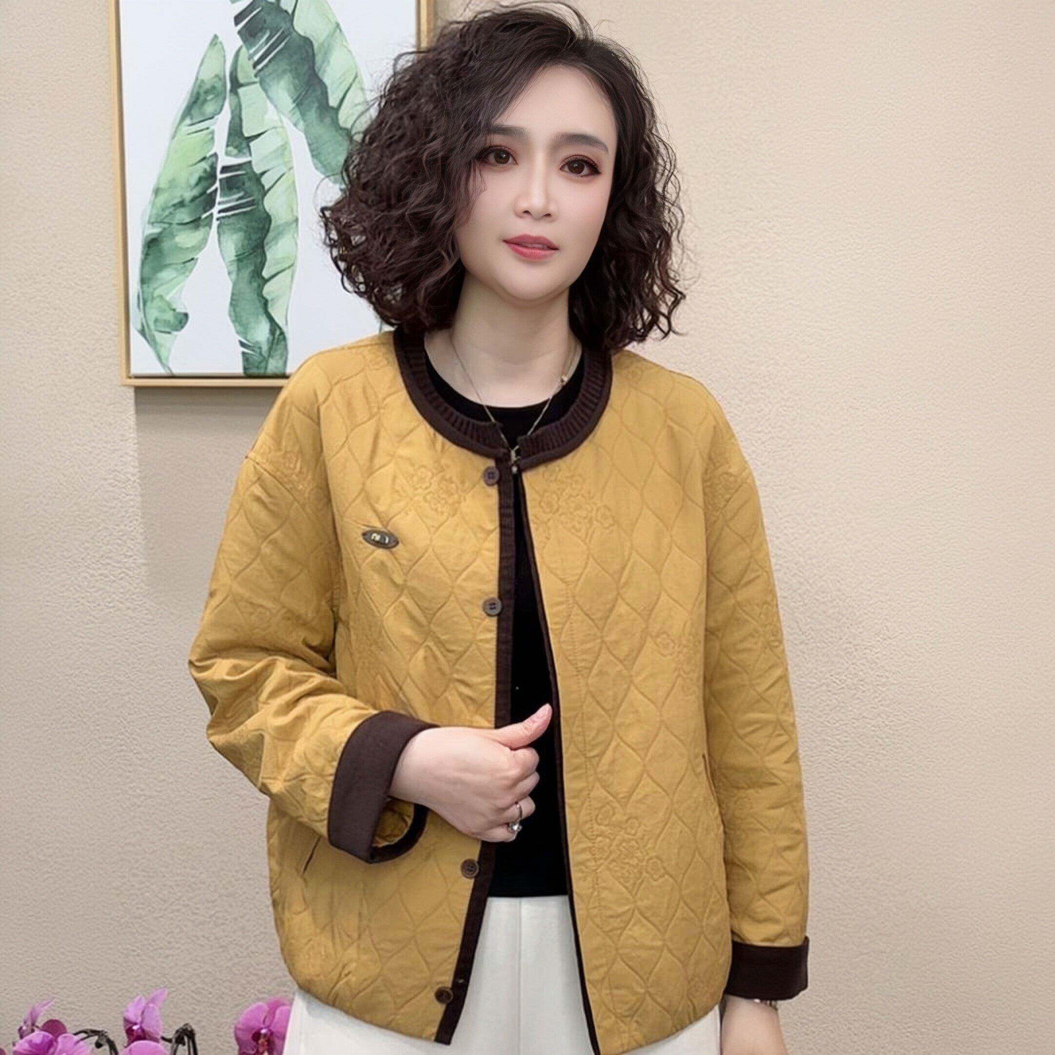 推荐2026年妈妈春装夹克外套短款中老年女士春秋上衣2026新款韩版