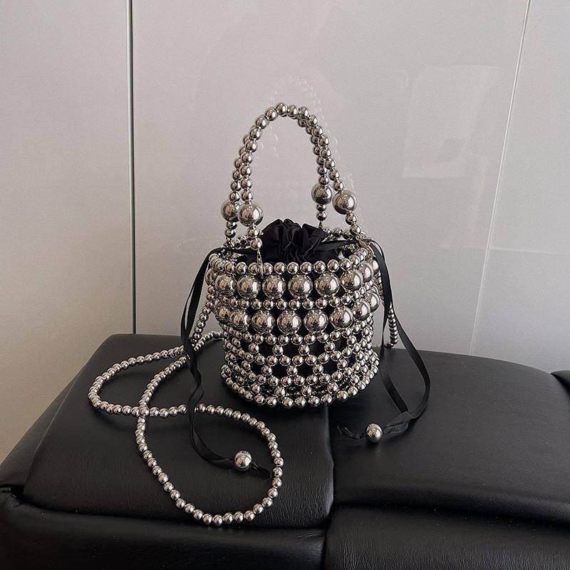 新品手工编织珍珠水桶包女