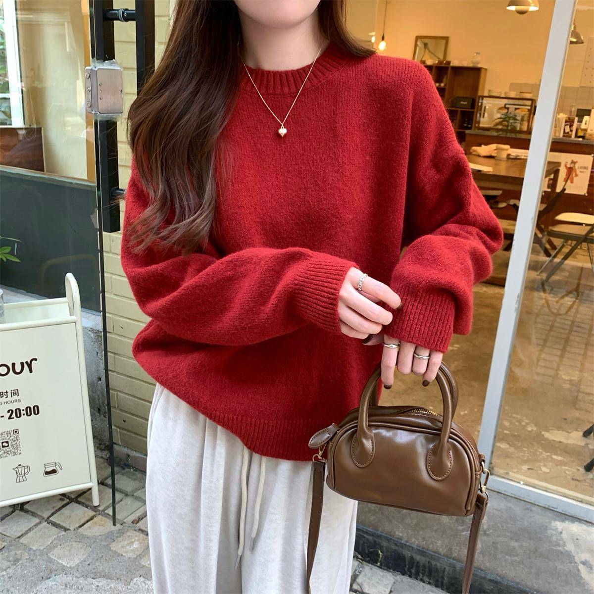 推荐慵懒风软糯圆领毛衣女打底衫秋冬2026新款宽松百搭针织衫纯色