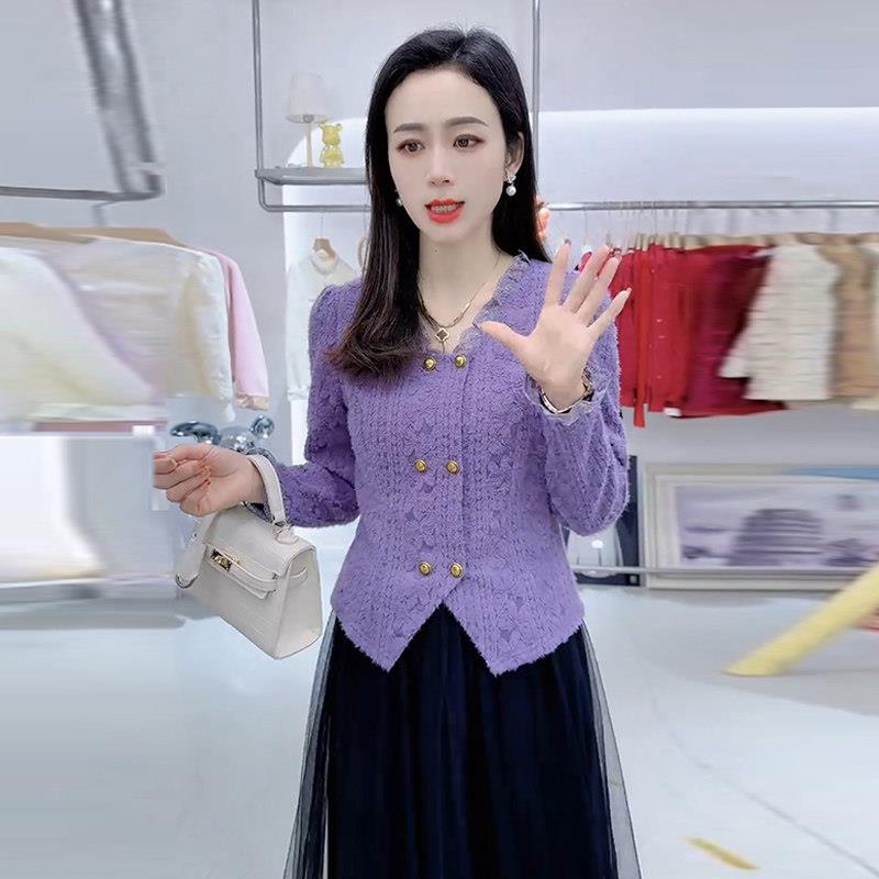 推荐法式时尚洋气V领衬衫女2026春季新款长袖蕾丝衫宽松显瘦小衫