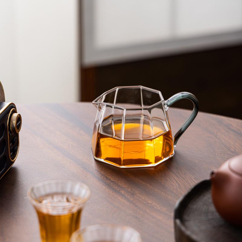 新款高硼硅八方带把公道杯