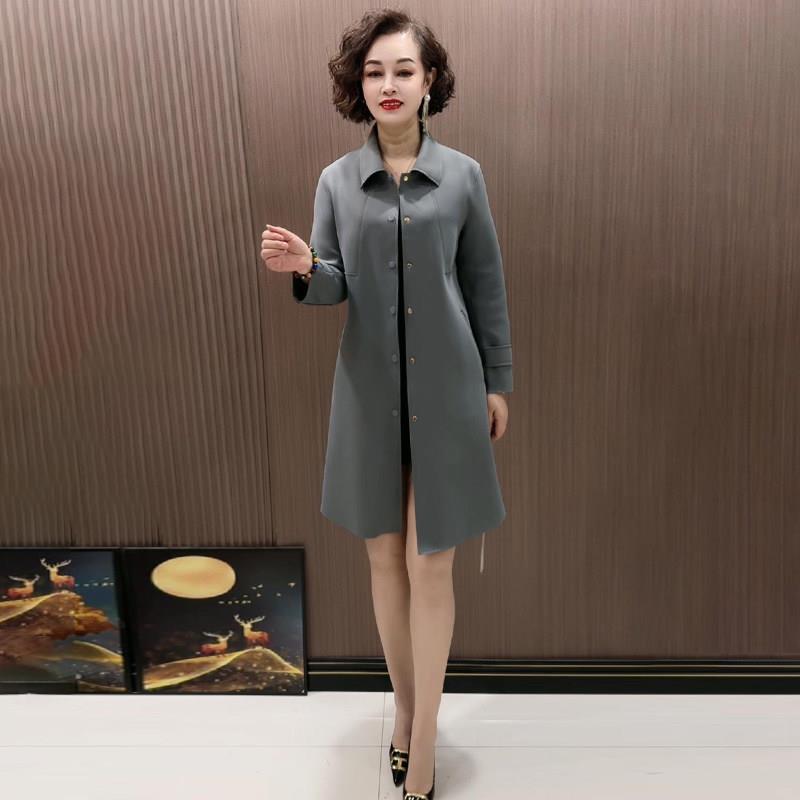 推荐中年单排扣纯色风衣女2026春秋新款妈妈气质显瘦中长减龄翻领