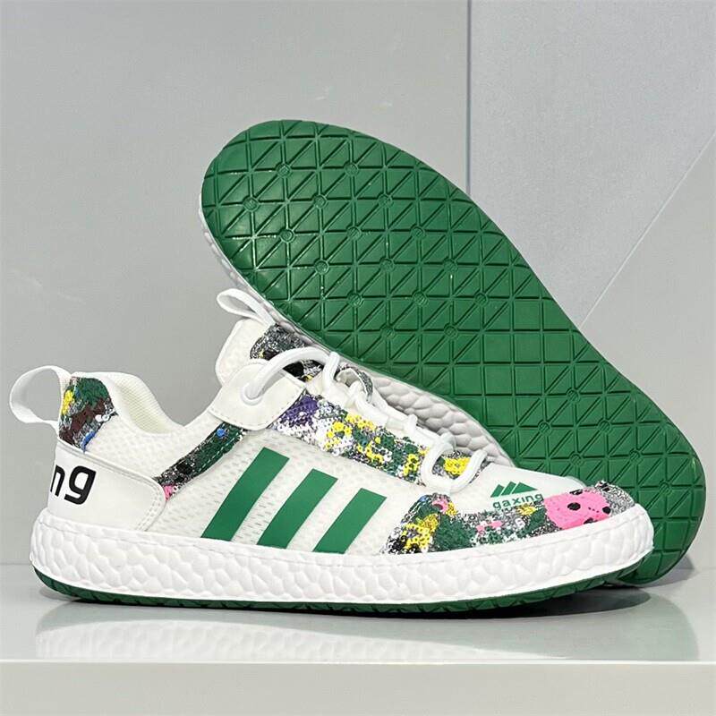 新品时尚潮流三条杠小白鞋