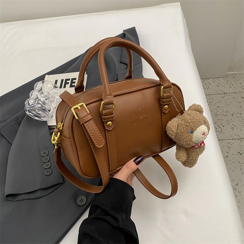 推荐今年流行小包包女秋冬