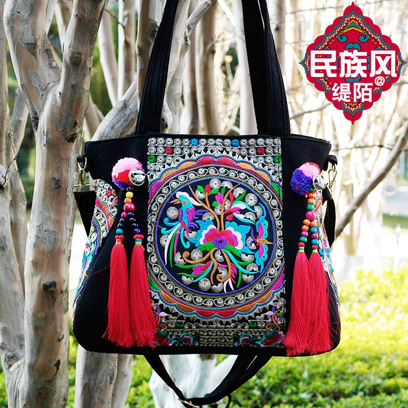 新品云南民族风布艺刺绣女