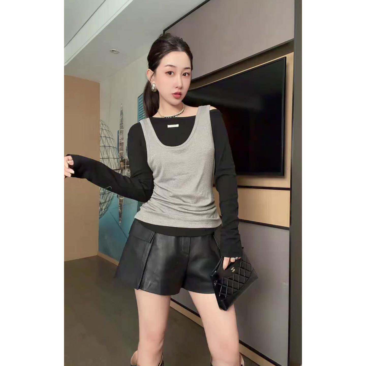 推荐韩版洋气背心+打底衫T恤2026早秋新款网红同款设计感洋气撞色