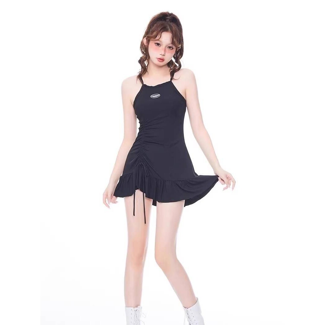 新款2025分体泳衣女式学生运动美式保守遮肉显瘦度假海边游泳装
