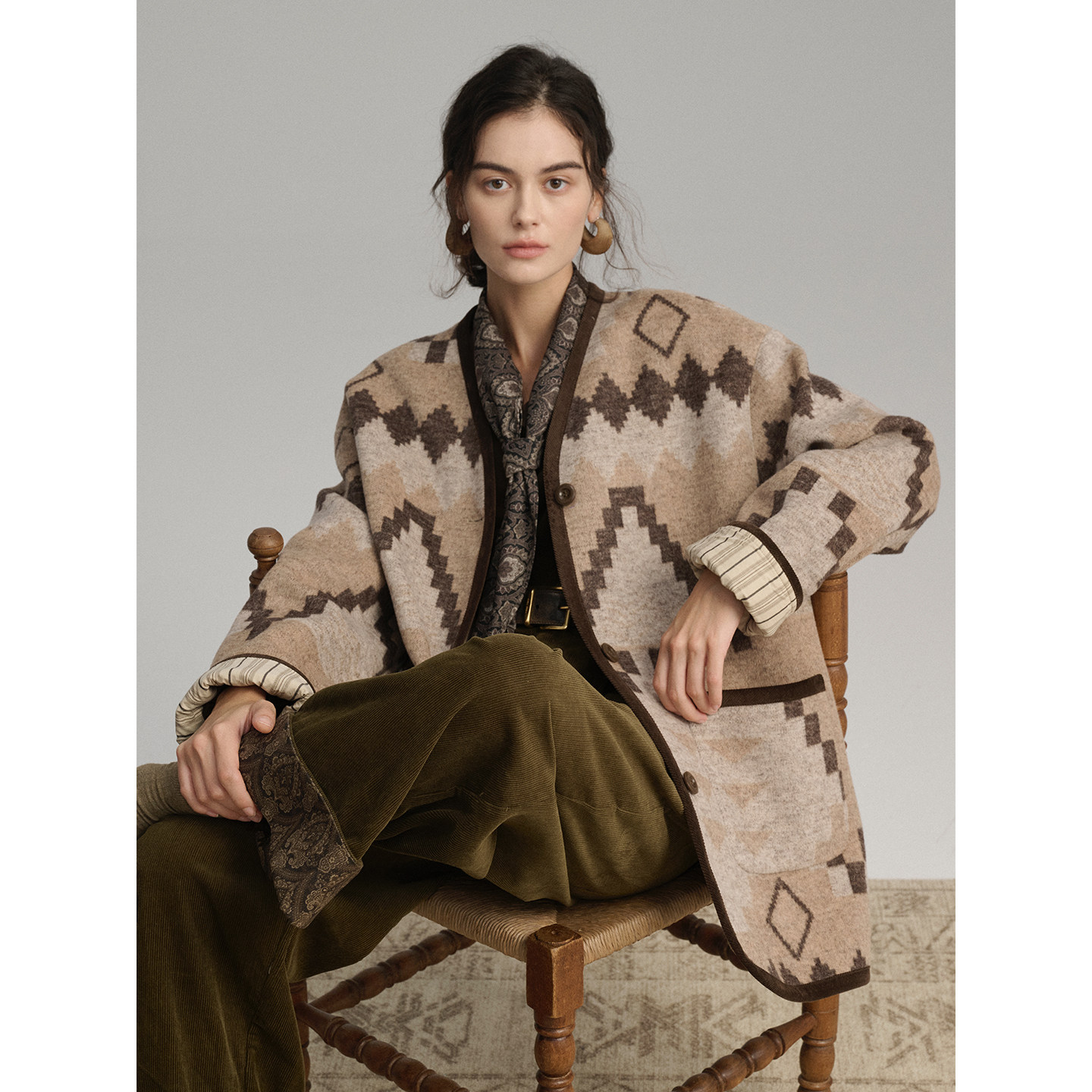 Le Grenat秋冬女老钱风复古花纹灯芯绒包边羊毛无领中长款外套,女装/女士精品,短外套,淘宝优惠券,粉丝福利购,淘宝优惠卷