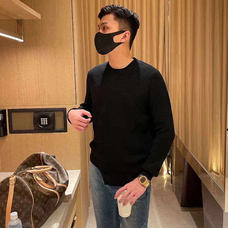 复古风休闲个性加厚粗针毛线衣时尚设计感下摆缺口黑色毛衣男冬季