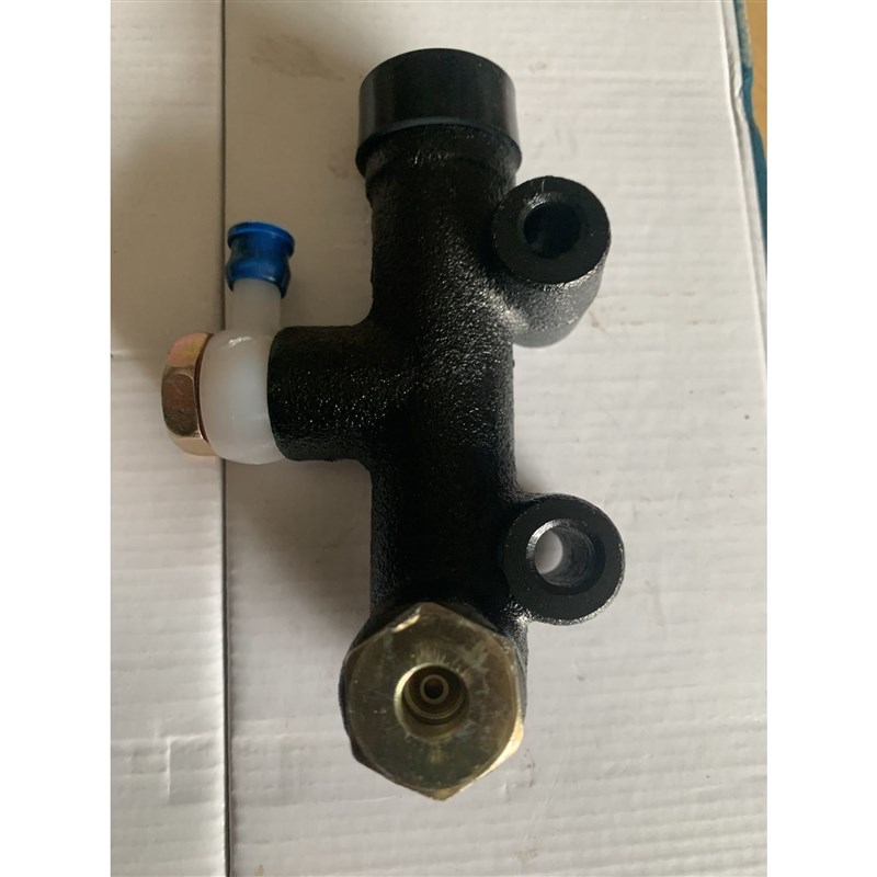 适用于五征离合器总泵 五征大帅虎 福临门 离合器总泵 离合泵包邮