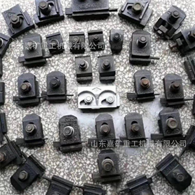 铁路鱼尾夹板 q轻5材w质JPC道板 轨铁夹路道2夹板