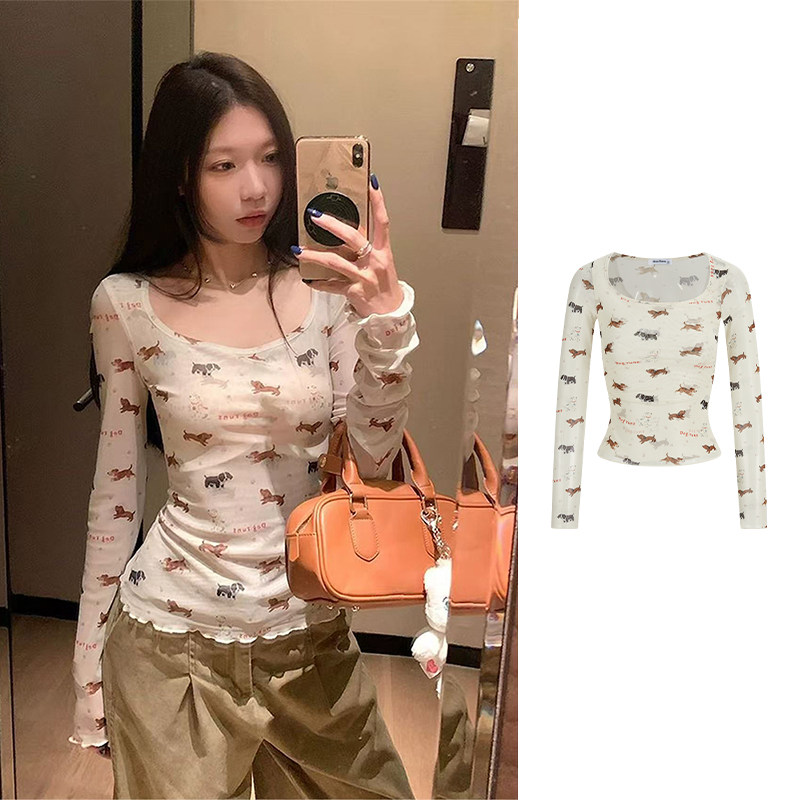 MosesQueen魔西女王小狗印花长袖t恤女设计感修身显瘦u领罩衫上衣
