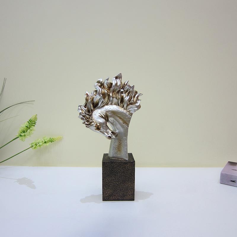 现代树脂工艺摆件简约时尚家居工艺品呼唤马头客厅装饰品55