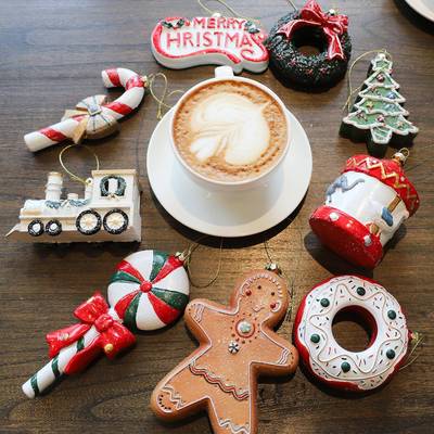 创意彩绘甜甜圈姜饼人字牌异形小挂件圣诞节装饰圣诞树挂饰品