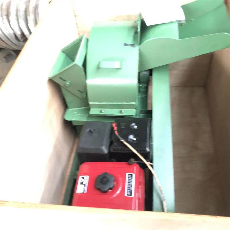 刨花木板边角料粉碎机 汽油动力树枝双料口破碎机 园林绿化木屑机