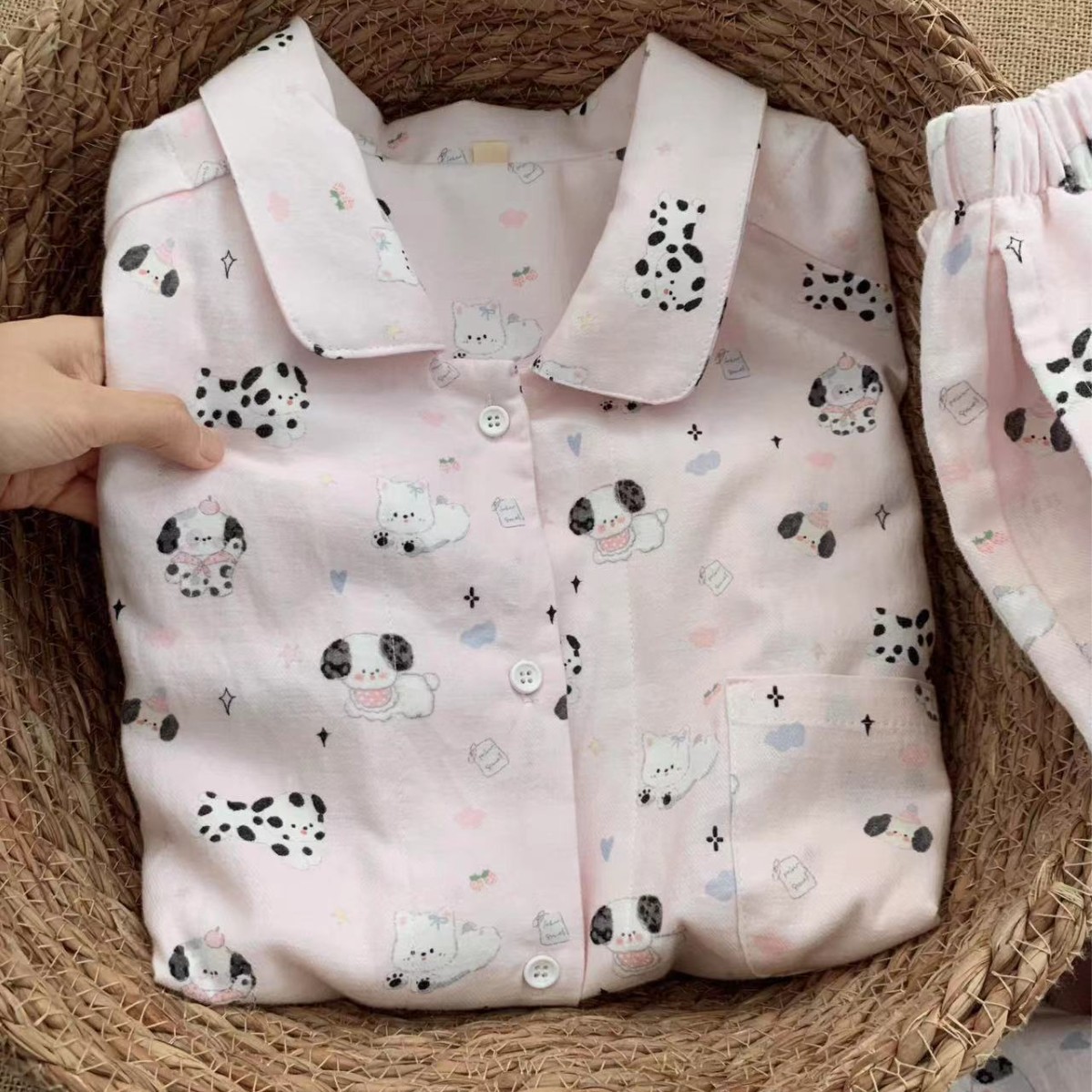 新款长袖家居服方领睡衣小狗秋冬全棉a类糯米狗狗磨毛套装卡通