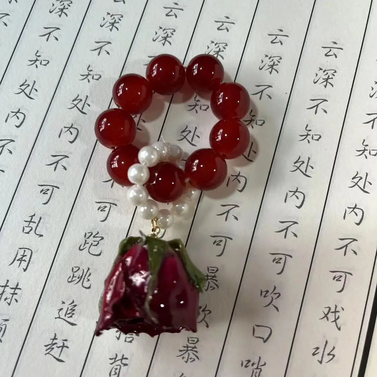 2023酒红色小手捻玫瑰花手指文玩手捻闺蜜款送朋友礼物