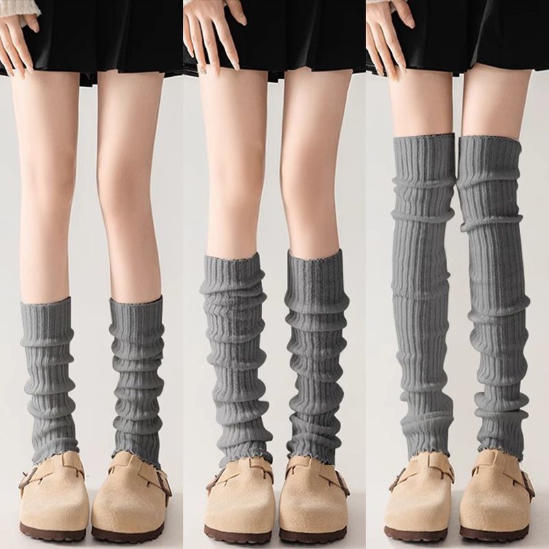 灰色针织毛线堆堆袜套